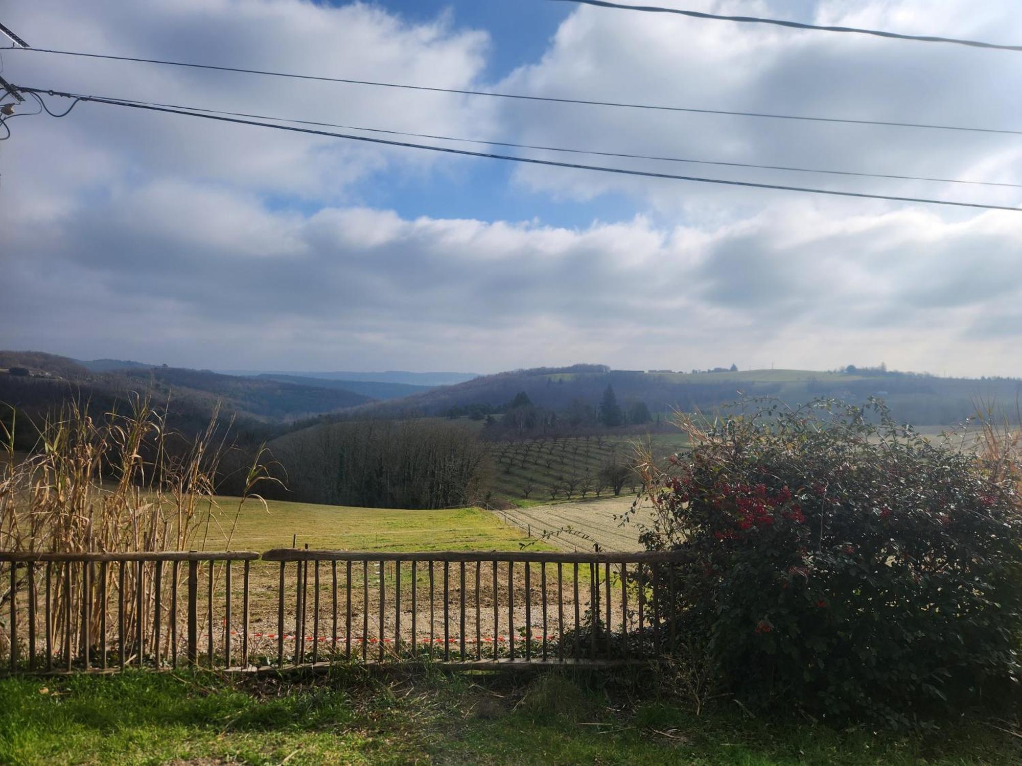 Bed and Breakfast La Ferme Du Planeau Montchenu Esterno foto
